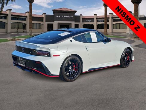 Used 2024 Nissan Z NISMO w/ Floor Mat Package RWD image 8