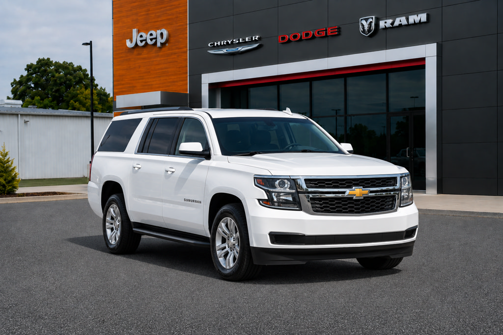 Used 2016 Chevrolet Suburban LT RWD image 1