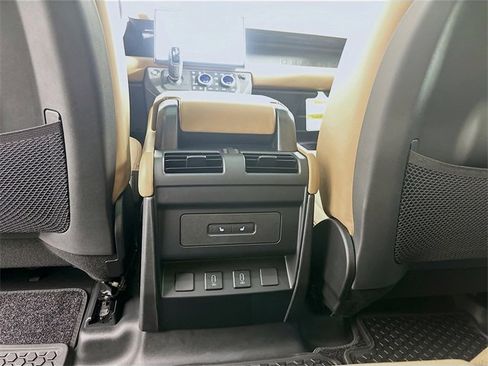 New 2026 Land Rover Defender 110 S image 24