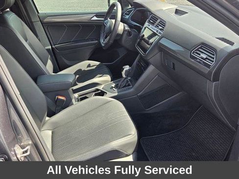 Used 2023 Volkswagen Tiguan SE R-Line image 16