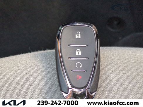 Used 2023 Chevrolet Equinox LS w/ LS Convenience Package image 27
