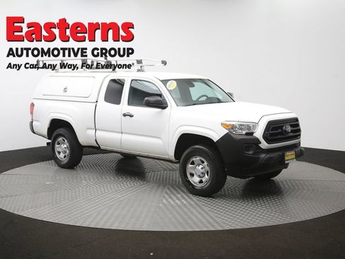 Used 2020 Toyota Tacoma SR RWD image 46