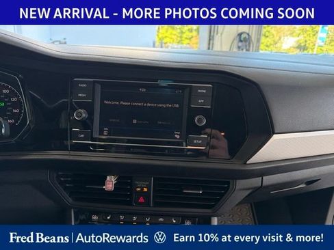Used 2019 Volkswagen Jetta SE FWD image 14