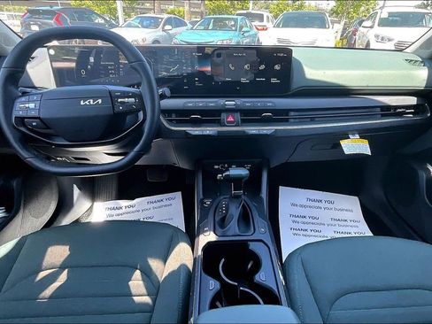 Certified 2025 Kia K4 EX image 11