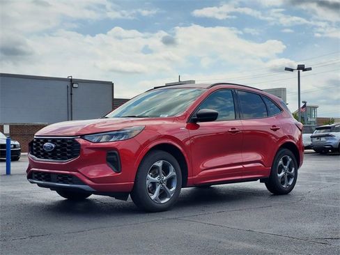 Certified 2023 Ford Escape ST-Line w/ Tech Pack #1 image 31