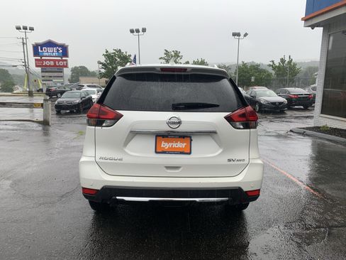Used 2019 Nissan Rogue SV AWD/4WD image 5