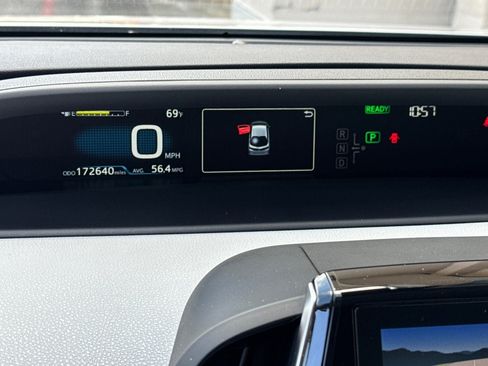 Used 2020 Toyota Prius Prime XLE FWD image 31