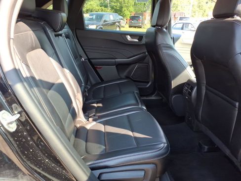 Used 2025 Ford Escape Platinum AWD/4WD image 8