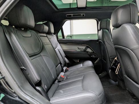 Used 2025 Land Rover Range Rover Sport SE AWD/4WD image 22