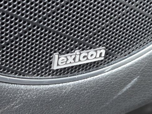 Used 2024 Genesis GV80 3.5T w/ Prestige Package image 18