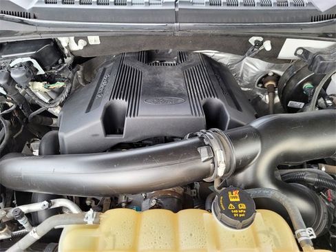 Used 2020 Ford F150 XLT image 20