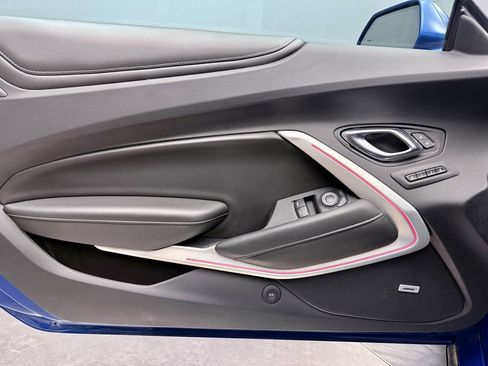 Used 2021 Chevrolet Camaro SS image 15