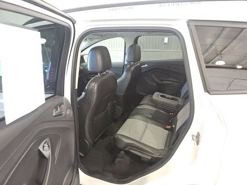 Used 2017 Ford Escape Titanium AWD/4WD image 19