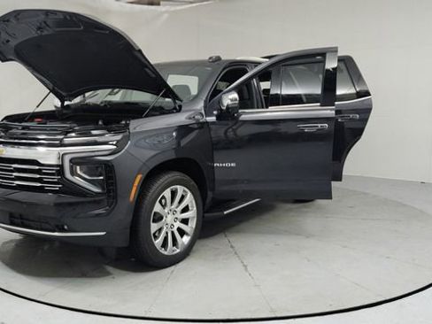 Certified 2025 Chevrolet Tahoe Premier image 9