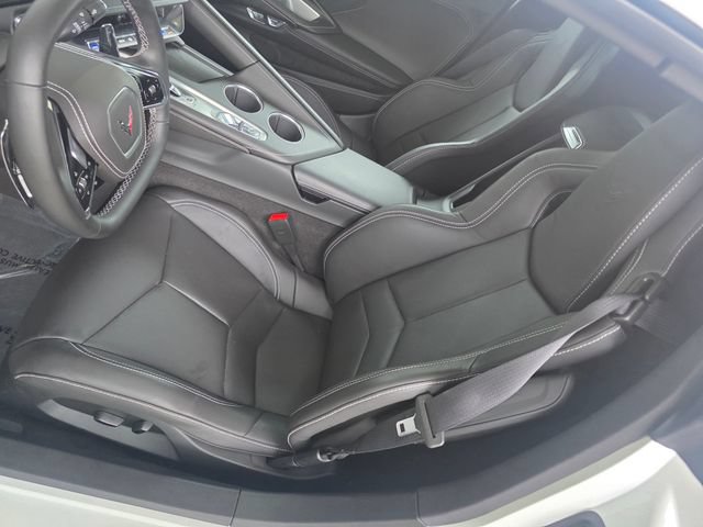 Used 2026 Chevrolet Corvette Stingray Convertible w/ 1LT RWD image 19