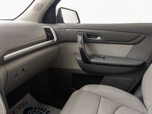 Used 2014 GMC Acadia SLT image 23