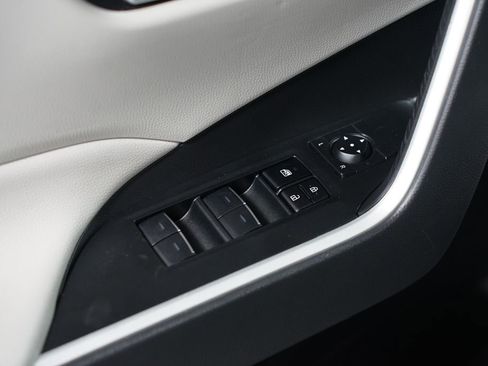 Certified 2024 Toyota RAV4 XLE image 31