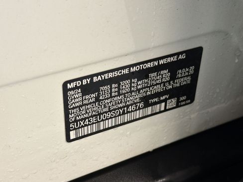 Used 2025 BMW X5 xDrive50e AWD/4WD image 21