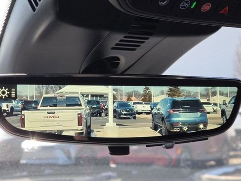 New 2026 Chevrolet Traverse LT w/ Driver Confidence Package image 9