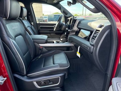 Used 2026 RAM 1500 Laramie AWD/4WD image 35