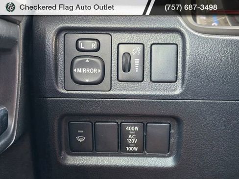 Used 2018 Toyota 4Runner SR5 Premium AWD/4WD image 12