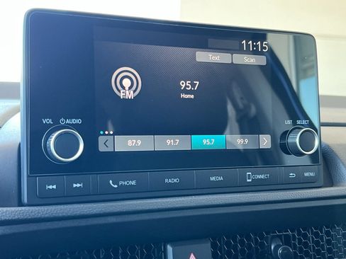 Used 2025 Honda CR-V LX image 18