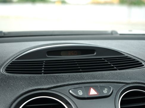 Used 2005 Mercedes-Benz SL 500 image 25