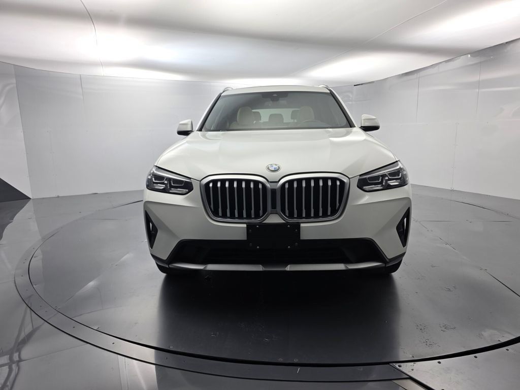 Used 2022 BMW X3 sDrive30i RWD image 2