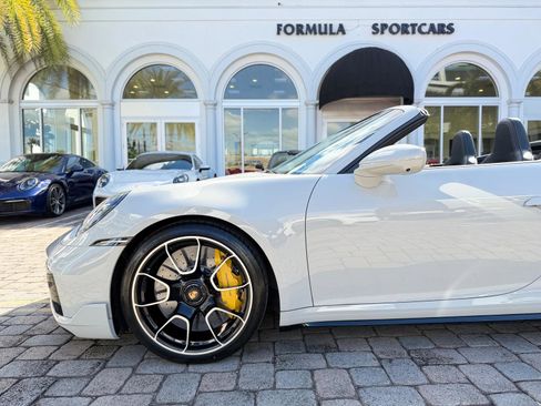 Used 2022 Porsche 911 Turbo S image 25