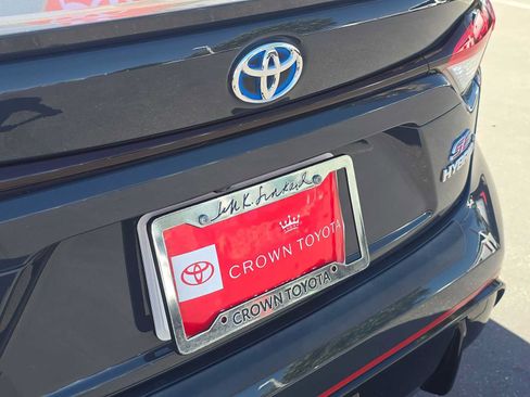 Certified 2023 Toyota Corolla SE w/ SE Package AWD/4WD image 15