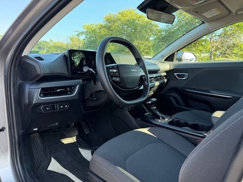 Certified 2025 Kia K4 FWD image 9