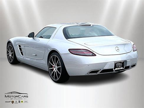 Used 2012 Mercedes-Benz SLS AMG image 11
