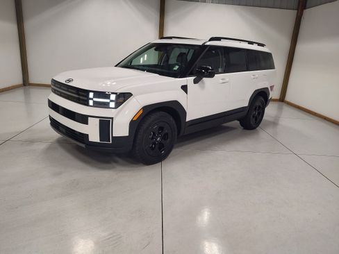 Used 2024 Hyundai Santa Fe XRT image 4