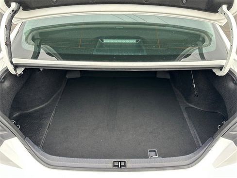 Used 2025 Toyota Camry LE image 29