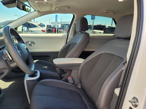 Used 2024 Hyundai Ioniq 5 SEL RWD image 11