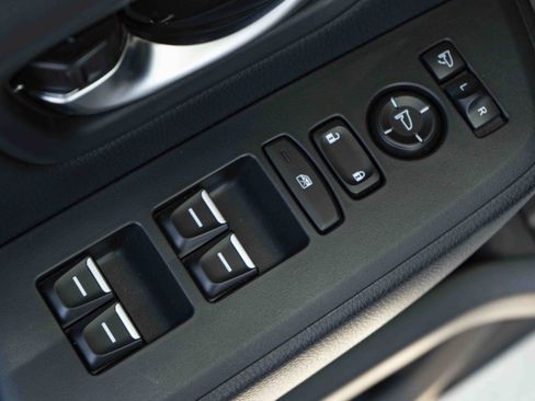 Used 2026 Honda Pilot Black Edition image 38
