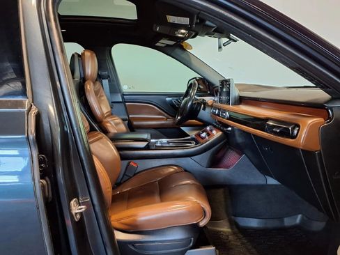 Used 2021 Lincoln Aviator Reserve w/ Equipment Group 202A AWD/4WD image 13