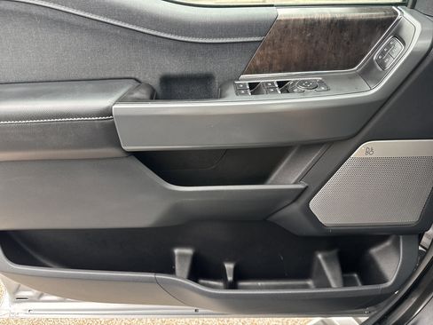 Certified 2022 Ford F150 Lariat w/ Equipment Group 502A High image 15