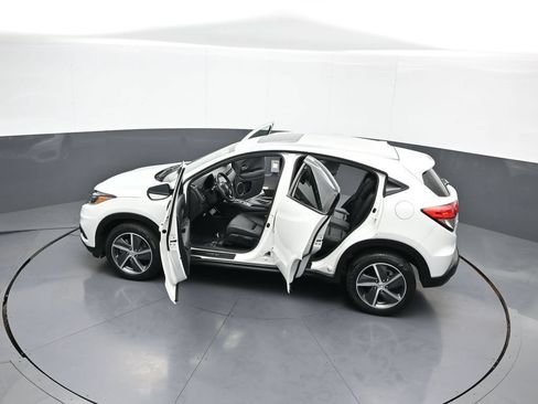 Used 2021 Honda HR-V EX-L image 43