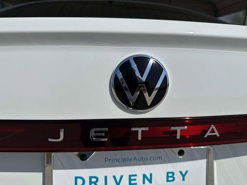 New 2025 Volkswagen Jetta Sport image 30
