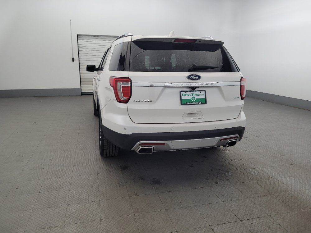 Used 2017 Ford Explorer Platinum AWD/4WD image 6