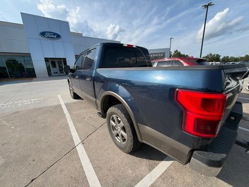 Used 2018 Ford F150 Lariat w/ Equipment Group 502A Luxury AWD/4WD image 3