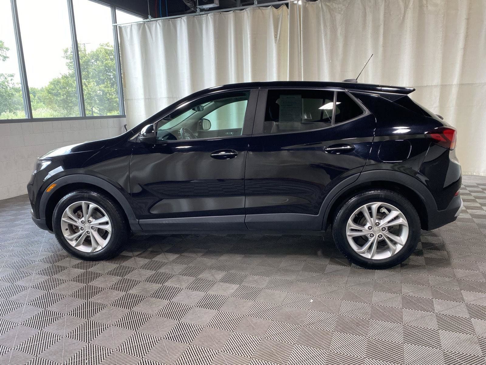 Used 2022 Buick Encore GX Preferred w/ Cold Weather Comfort Package FWD image 9