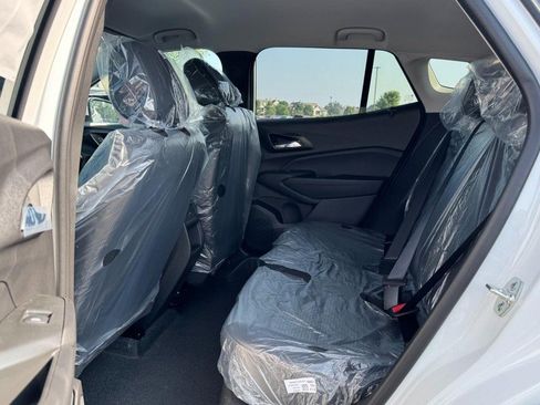 New 2026 Chevrolet Trax LT w/ Driver Confidence Package FWD image 31