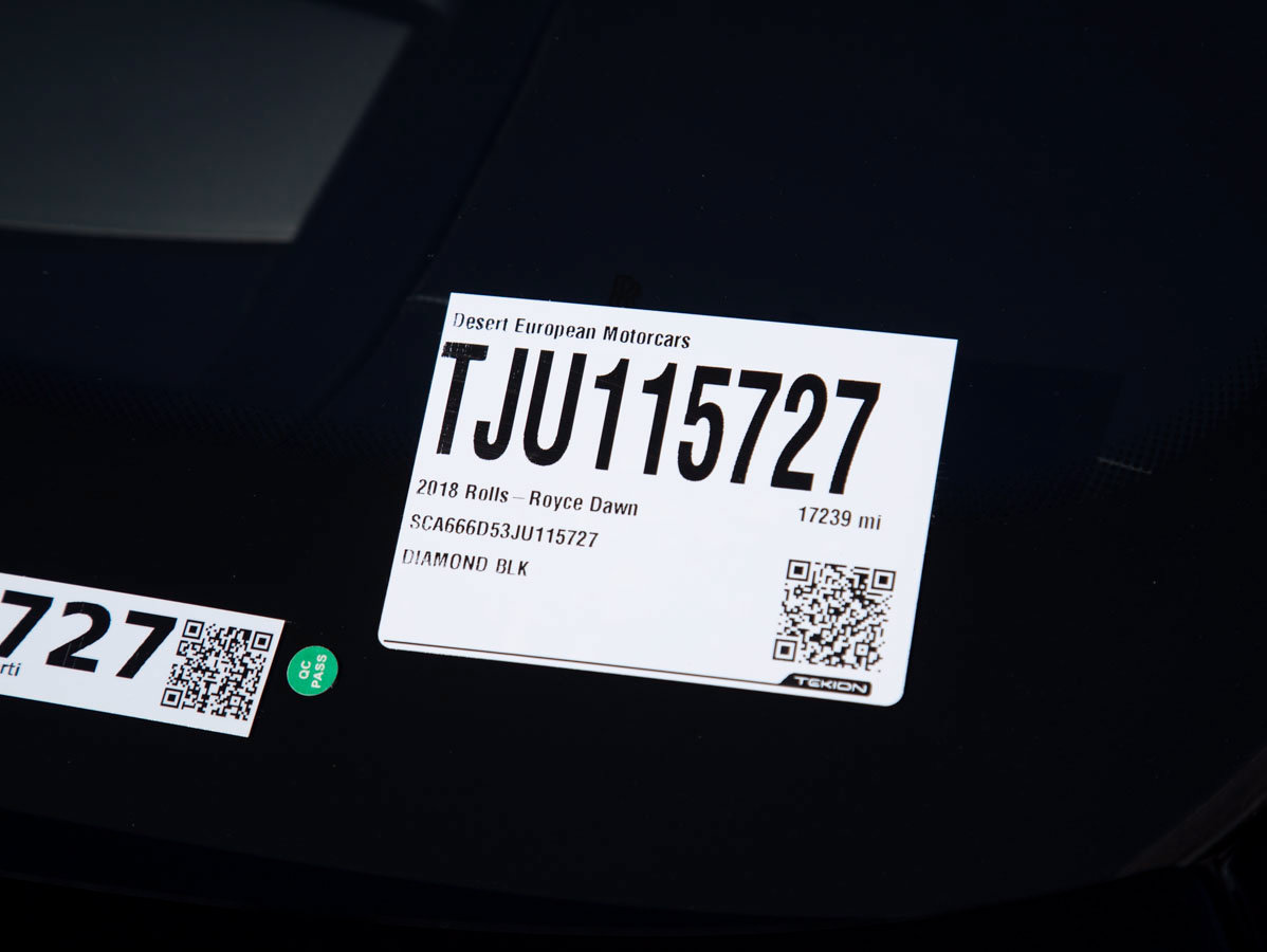 Certified 2018 Rolls-Royce Dawn RWD image 35