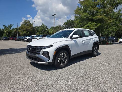 New 2026 Hyundai Tucson Blue SE FWD image 2