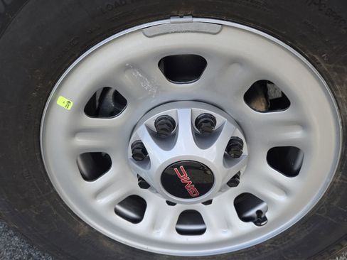 New 2026 GMC Sierra 2500 Pro image 13