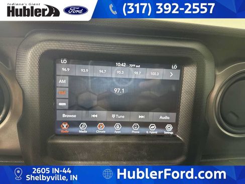 Used 2023 Jeep Wrangler Unlimited AWD/4WD image 17