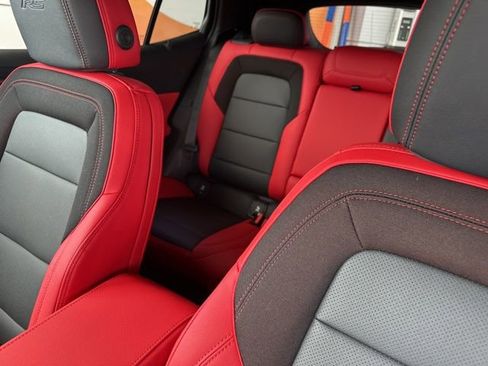 New 2026 Chevrolet Equinox EV RS image 12