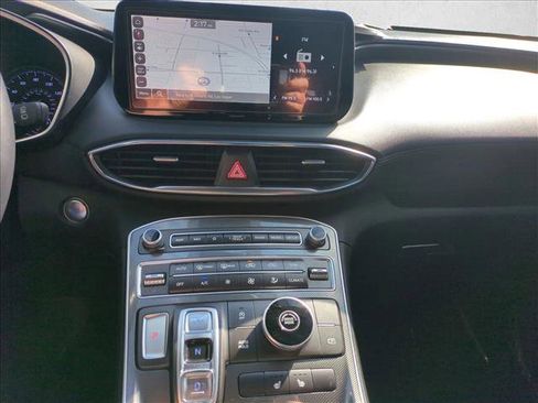 Used 2023 Hyundai Santa Fe SEL image 15